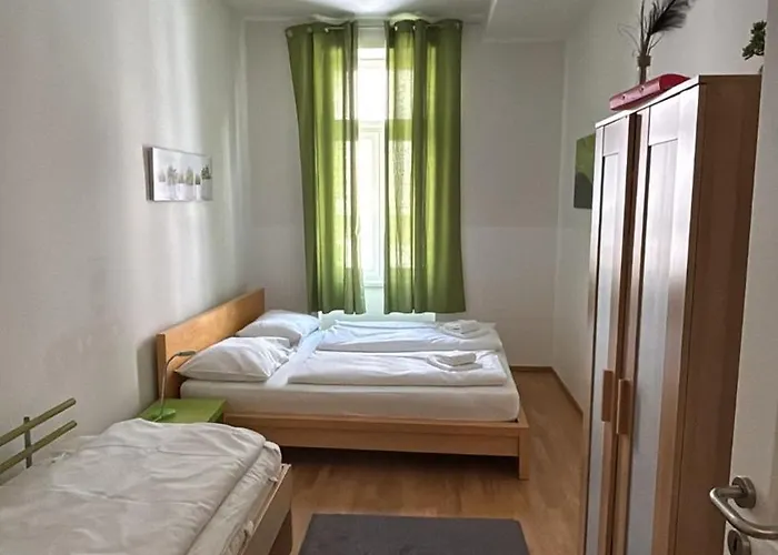 Family-sized With Excellent Layout Apartamento